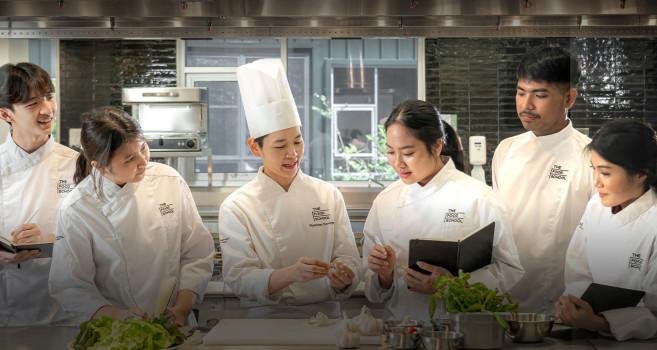 Hospitality Staff Training Online hospitality staff training in Siem Reap